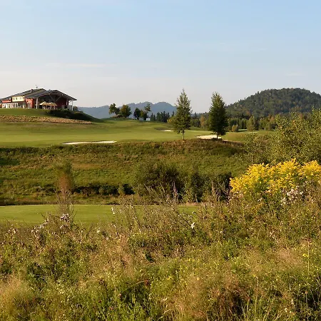 Hausboaty Ypsilon Golf Liberec 3*